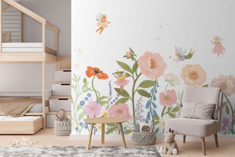 Behang met bloemenelfjes in de tuin