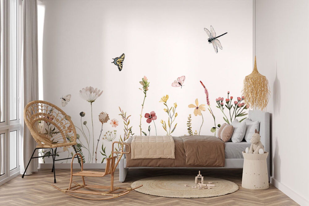 Wilde bloemenweide op kinderkamerbehang