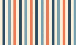 Modern streepbehang in blauw en koraal